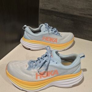 Hoka Bondi 8